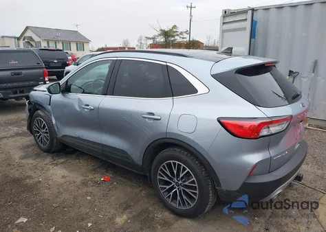 2022 Ford Escape Titanium Plug-In Hybrid z USA, uszkodzony, nr VIN 1FMCU0LZ0NUA85056